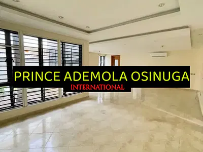 Luxury 4 Bedroom Terrace House, BQ, Pool, Gym — Ikoyi, Lagos