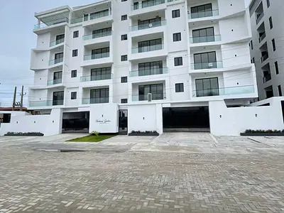 Alluringly Finished Contemporary 3 Bedroom Apartment with Rooftop — Lekki, Lagos