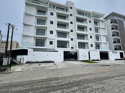 Alluringly Finished Contemporary 3 Bedroom Apartment with Rooftop — Lekki, Lagos