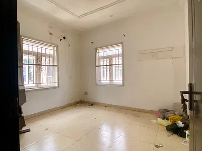 Single Room Self Contained with Shared Kitchen — Lekki, Lagos