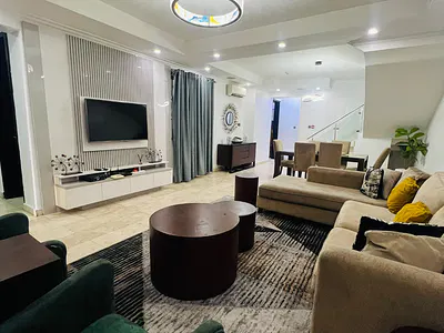 4 Bedroom Maisonette Apartment with Swimming Pool, Snooker and Gym — Tesmot Close, Off Admiralty Road, Lekki Phase 1, Lekki, Lagos