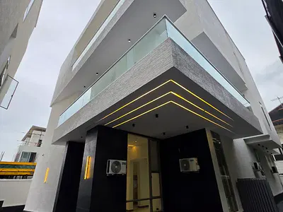 Exquisite 6 Bedroom Detached Duplex with BQ, Elevator, Cinema — Ikoyi, Lagos