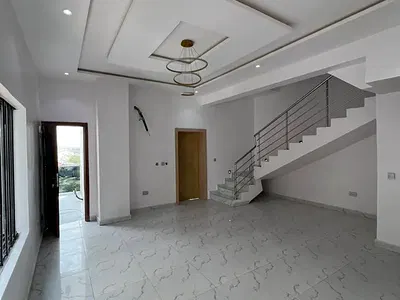 Spacious Clean New 2 Bedroom Maisonette, Elevator, Pool — Ikate, Lekki, Lagos