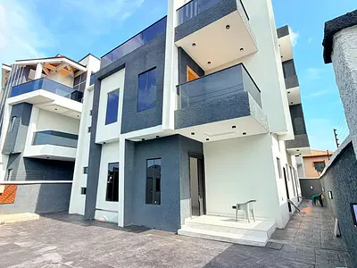 Luxurious 5 Bedroom Detached Duplex with BQ — Omole Phase 1, Ikeja, Lagos