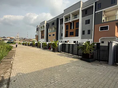 Luxurious 4 Bedroom Terraced Duplex — Ikeja, Lagos