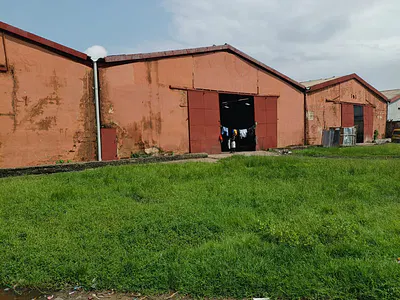 Solid 3 Bay Warehouse — Off Old Ojo Road, Pako Bus Stop, Amuwo Odofin, Lagos
