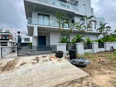 5 Bedroom Detached Duplex with BQ — Lekki, Lagos