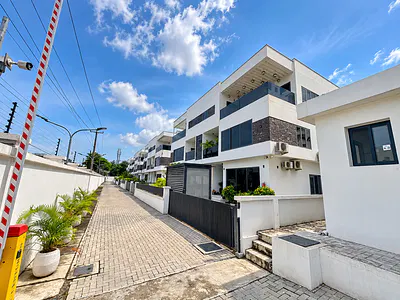 4 Bedroom Semi-Detached Smart Home with Study & BQ — Banana Island Road, Ikoyi, Lagos