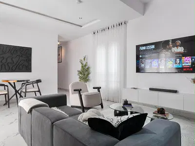 Beautiful 2-Bedroom Home for a Perfect Stay — Lekki Phase 1, Lekki, Lagos