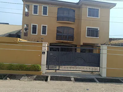 Block of 5 Flats — Close to Pedro Police Station, Palmgrove, Shomolu, Lagos