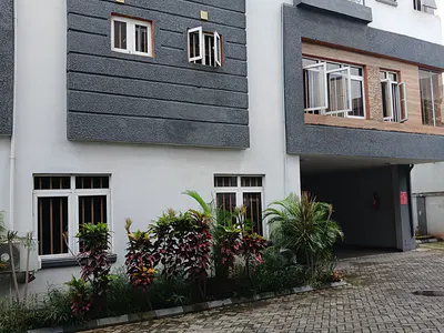 5 Bedroom Duplex with a BQ — Sonny Estate, Onigbonbo, Ikeja, Lagos