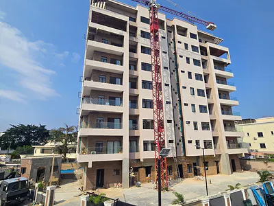 Exquisite 4-Bedroom Maisonette with Pool, Gym & Cinema — Ikoyi, Lagos