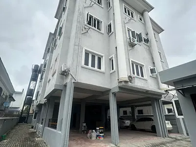 Self Services 3 Bedroom Flat — Osapa London, Osapa, Lekki, Lagos