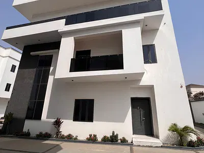 Exquisitely Finished 4 Bedroom Detached Duplex with BQ — Guzape District, Abuja