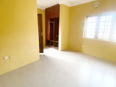 Newly Renovated Luxury 3 Bedroom Flat — Magodo Phase 1, Magodo, Lagos