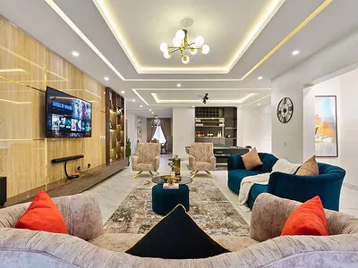 Serviced 3 Bedroom Luxury Furnished Apartment with Pool and Gym — Victoria Island (VI), Lagos