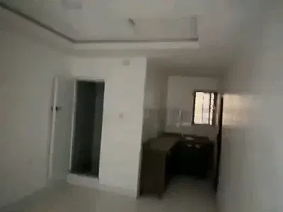 Neatly Used, Spacious and Standard Self Contain — Fadeyi, Shomolu, Lagos