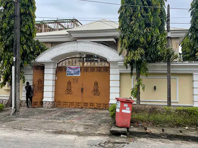 2 Bedroom Flat Upstairs with a Private Stairs and BQ — Lekki Phase 1, Lekki, Lagos