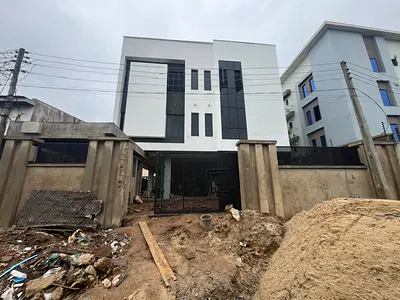 Newly Built 4 Units of 2 and 3 Bedrooms Maisonette Plus a Room BQ Each — Harold Shodipo, Ikeja GRA, Ikeja, Lagos
