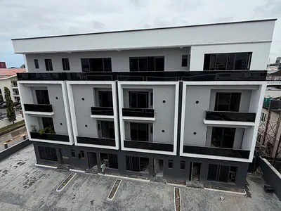 Newly Built 4 Bedroom Penthouse House — Lekki Phase 1, Lekki, Lagos