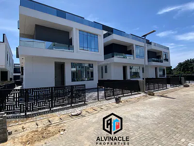 5 Bedroom Detached Duplex with BQ — Lekki, Lagos