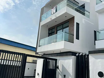 5 Bedroom Detached Duplex with BQ — Lekki, Lagos