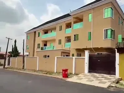 3 Bedroom Flat with En-Suite Bedrooms — Magodo Phase 2, Magodo, Lagos