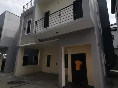 Spacious Semi Detached 4 Bedroom — Lekki, Lagos