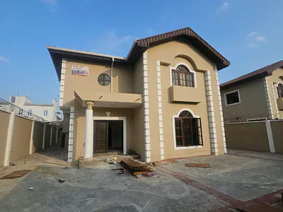 5 Bedrooms Fully Detached Duplex with 2 Rooms BQ — Omole Phase 2, Ikeja, Lagos