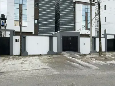 Standard 4 Bedroom Semi Detached — Lekki, Lagos