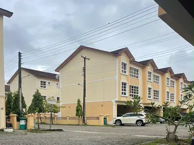 Massive 5 Bedroom Terraced Duplex — Lekki, Lagos