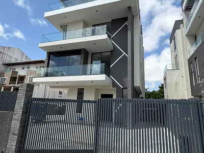 5 Bedroom Detached Duplex with Swimming Pool, Cinema, BQ & Elevator — Ikoyi, Lagos
