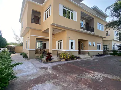 5 Bedroom Detached Duplex with BQ — Lekki, Lagos