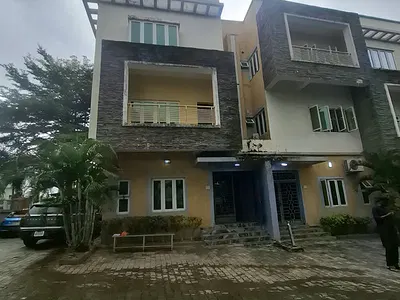 4 Bedroom Terraced Duplex — Guzape District, Abuja