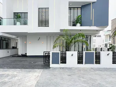 5 Bedroom Detached Duplex with Swimming Pool & Boy's Quarters — Chevron, Lekki, Lagos