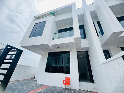4 Bedroom Detached Duplex with BQ — Capt’s. Court, Lekki, Lagos