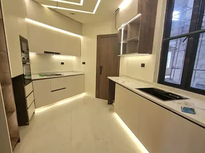 Serviced 3 Bedroom En-Suite Flat with 1 Room BQ — Lekki, Lagos