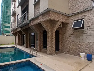 Servived 2 Bedroom En-Suite Flat with 1 Room BQ — Lekki Phase 1, Lekki, Lagos