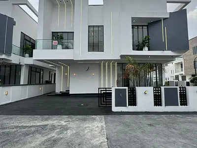 5 Bedroom Detached Duplex + BQ — Lekki, Lagos