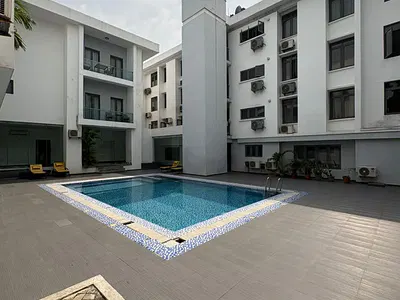 Spacious Well-Maintained 3 Bedroom Apartment with BQ — Ikoyi, Lagos