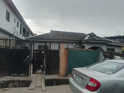 Bungalow on Full Plot of Dry Land — Gbagada, Lagos