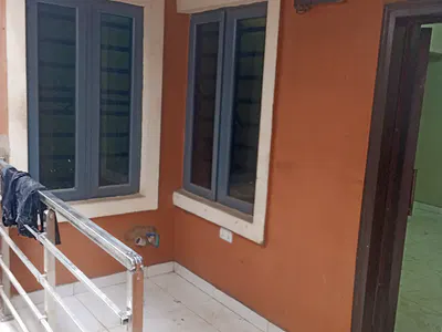 Lovely 2 Bedroom Flat with En-Suite Bedrooms — Olowora, Magodo, Lagos