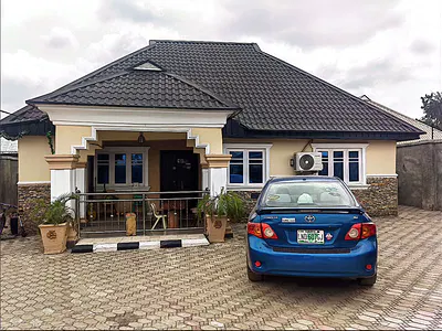 4 Bedroom Detached Bungalow — Ayedun Estate, Agunbelewo, Osogbo., Osogbo, Osun