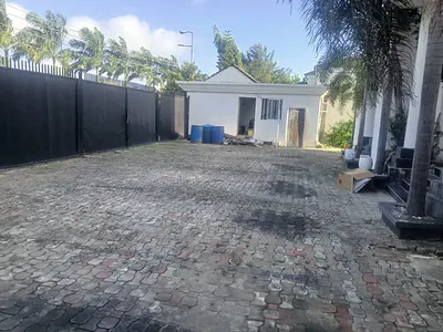 20 Bedroom Detached House — Lekki, Lagos