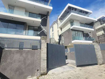 Luxury 5 Bedrooms House — Banana Island, Ikoyi, Lagos