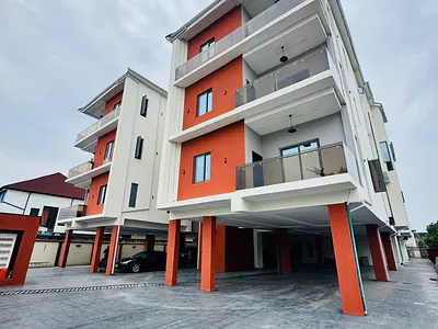 Top-Notch 3 Bedroom Apartments with a Room BQ — Ikeja GRA, Ikeja, Lagos