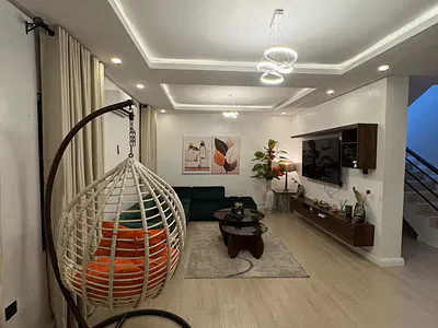 Luxury 4 Bedroom Penthouse Apartment — 2 Yahya Close Anthony, Anthony, Maryland, Lagos