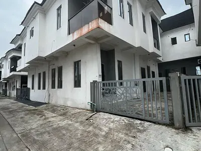 Splendour 3-Bedroom Semi-Detached Duplex with BQ — Lekki, Lagos