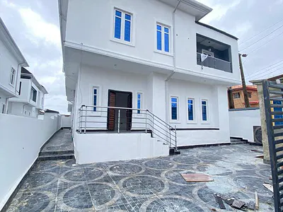 5 Bedroom — Lekki, Lagos