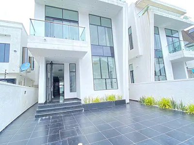 5 Bedroom Detached Duplex — Ajah Sangotedo, Lekki, Lagos